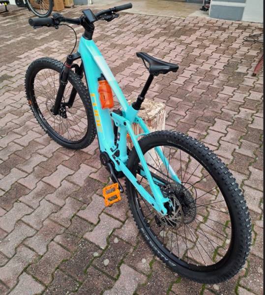 Vtt electrique cube stereo hybrid 140 race occasion