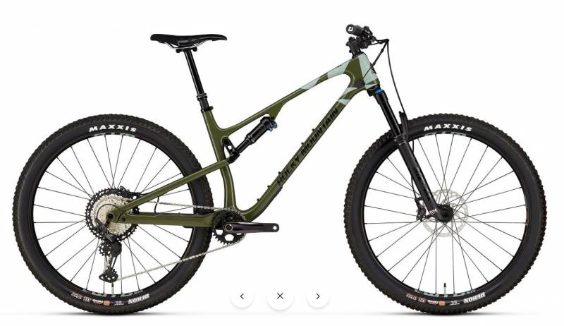 Rocky Mountain Element carbon 70 2023